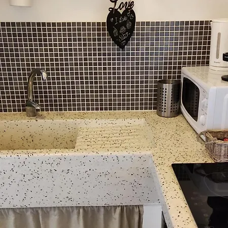 Casa Martina אוסטוני